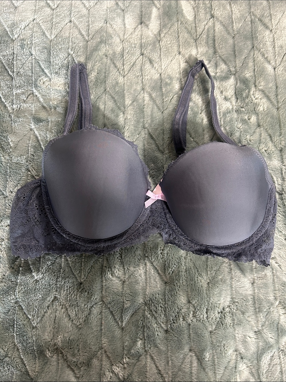Victoria's Secret Gray Lace-Trim Padded Bra Dream Angels Demi